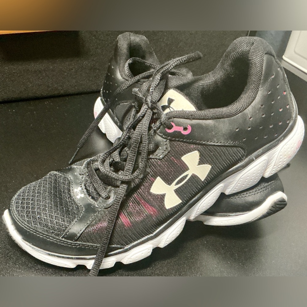 Under Armour Micro G Women Black Running Shoes Sz 9